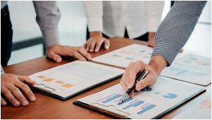  User Research & Journey Mapping 